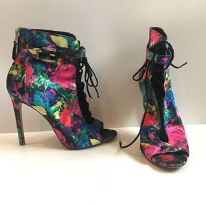 B Brian Atwood Linford Lace Up Bootie